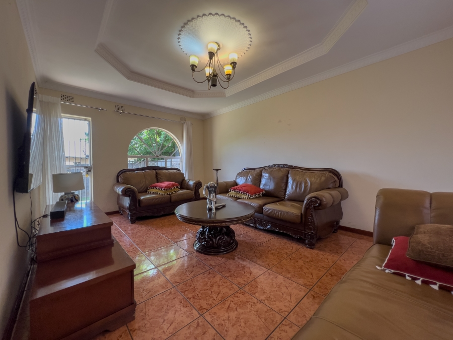 3 Bedroom Property for Sale in Glen Marais Gauteng