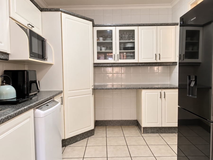 3 Bedroom Property for Sale in Fairland Gauteng