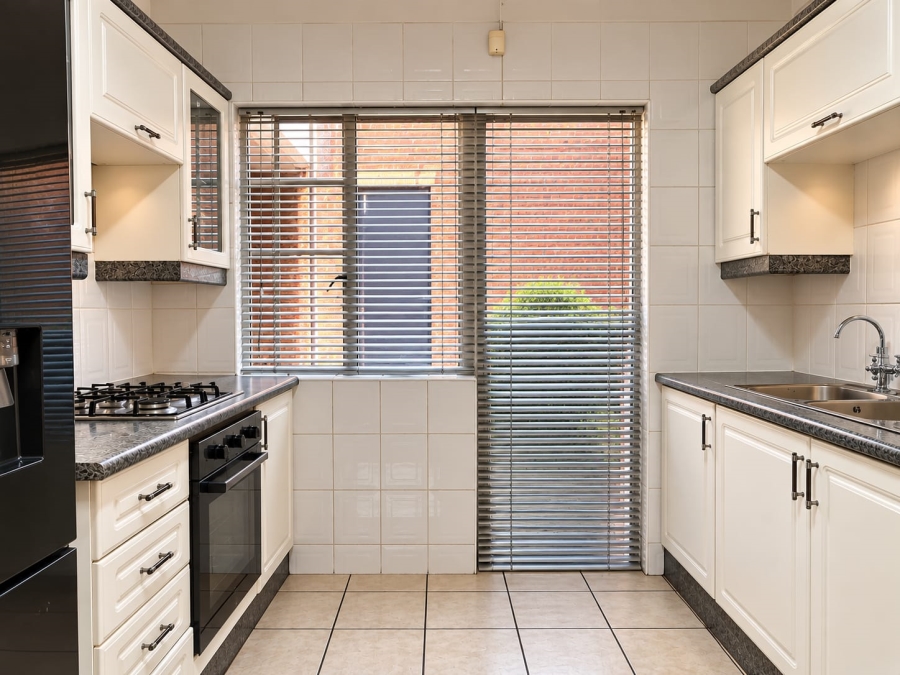 3 Bedroom Property for Sale in Fairland Gauteng
