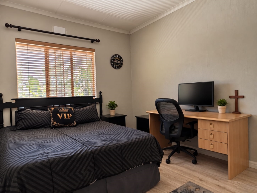 3 Bedroom Property for Sale in Fairland Gauteng