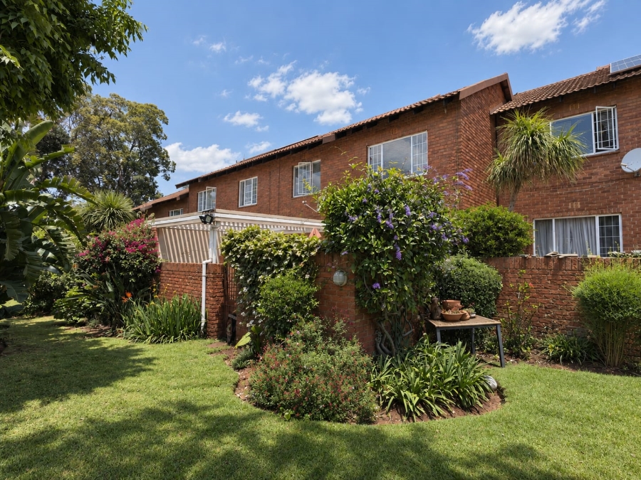 3 Bedroom Property for Sale in Fairland Gauteng