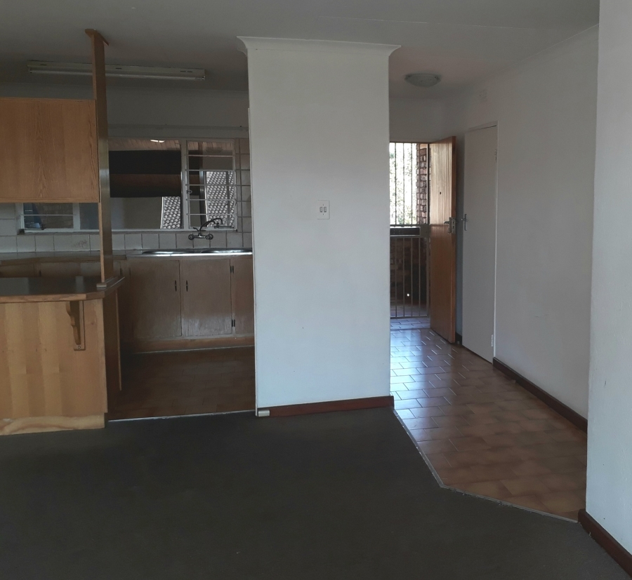 To Let 3 Bedroom Property for Rent in Fairland Gauteng