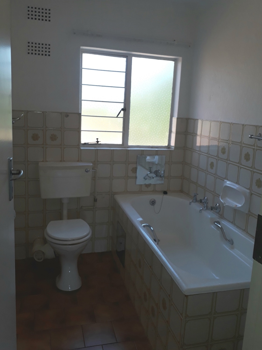 To Let 3 Bedroom Property for Rent in Fairland Gauteng