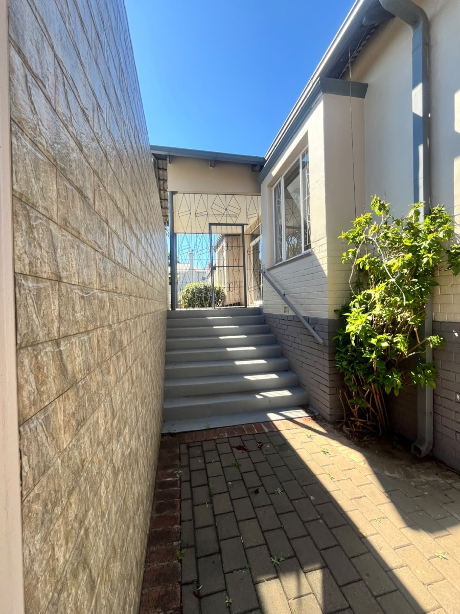 To Let 7 Bedroom Property for Rent in Muckleneuk Gauteng
