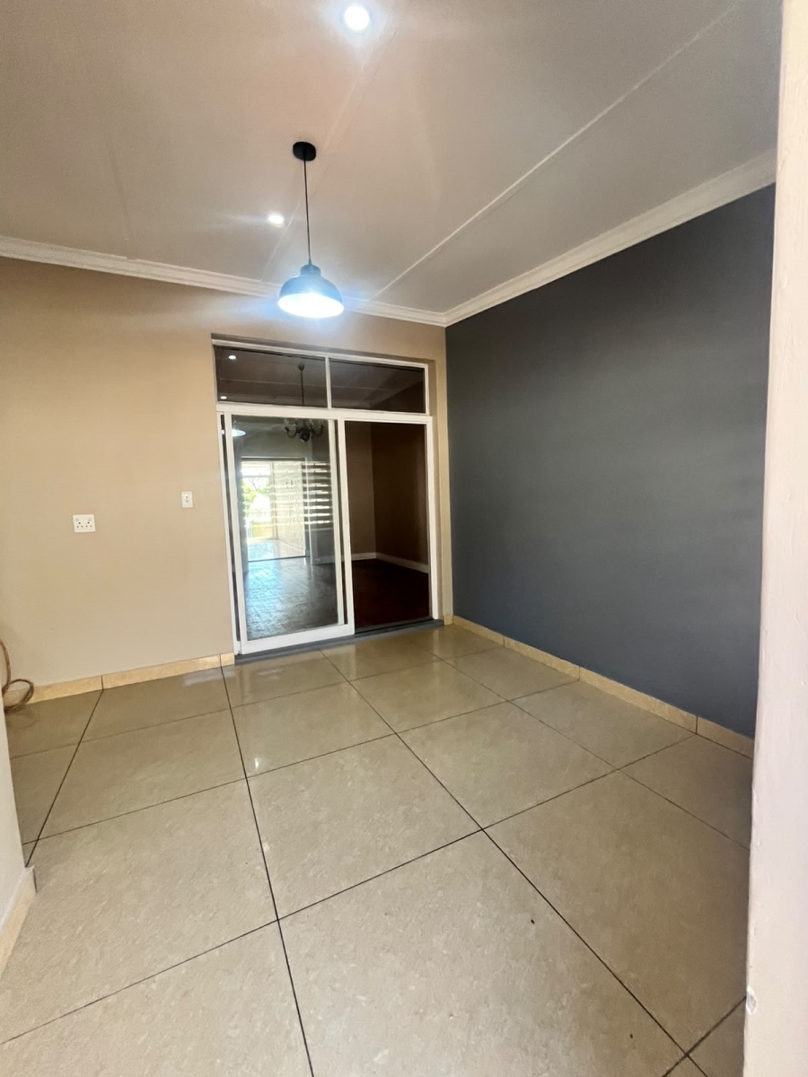 To Let 7 Bedroom Property for Rent in Muckleneuk Gauteng