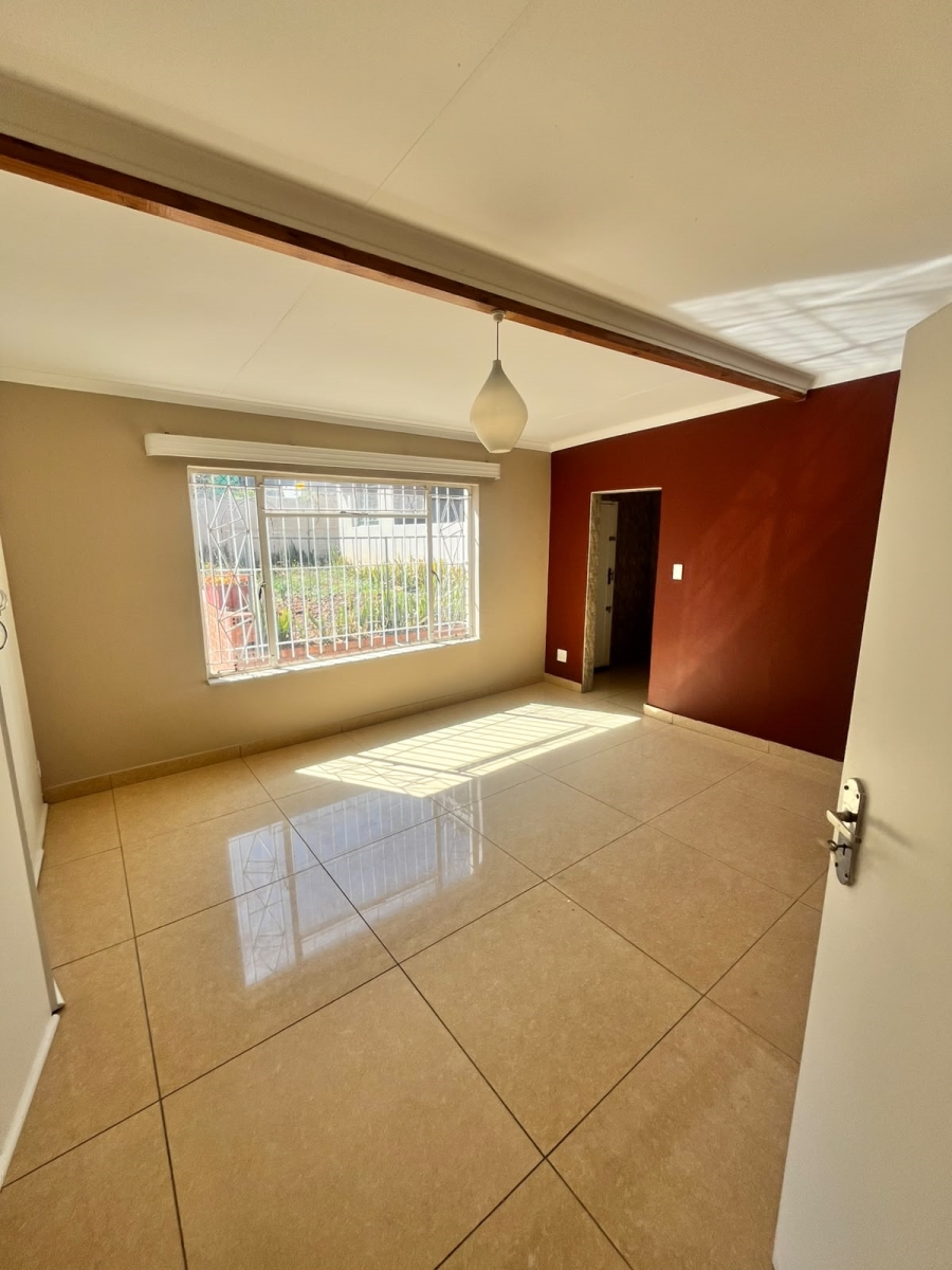 To Let 7 Bedroom Property for Rent in Muckleneuk Gauteng