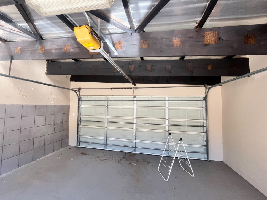 To Let 7 Bedroom Property for Rent in Muckleneuk Gauteng