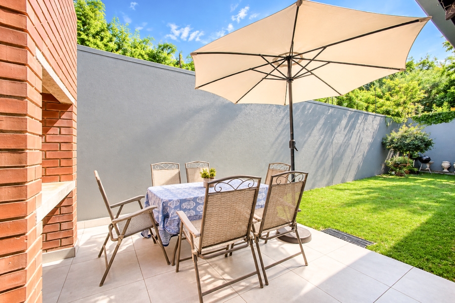 3 Bedroom Property for Sale in Linden Gauteng