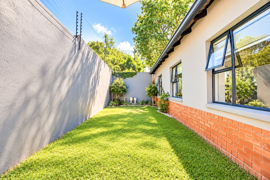 3 Bedroom Property for Sale in Linden Gauteng