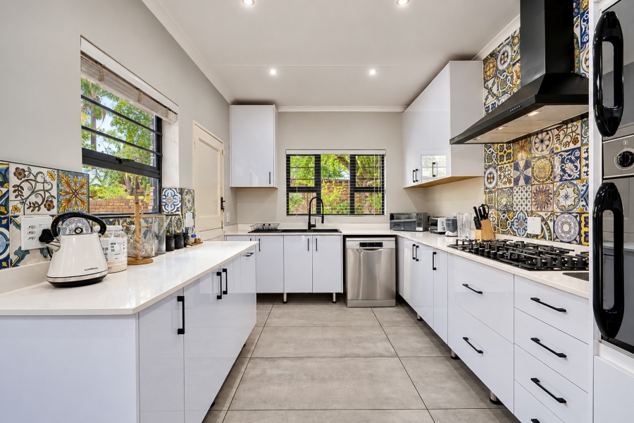 5 Bedroom Property for Sale in Fourways Gauteng