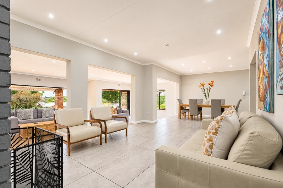 5 Bedroom Property for Sale in Fourways Gauteng