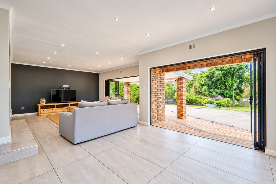 5 Bedroom Property for Sale in Fourways Gauteng