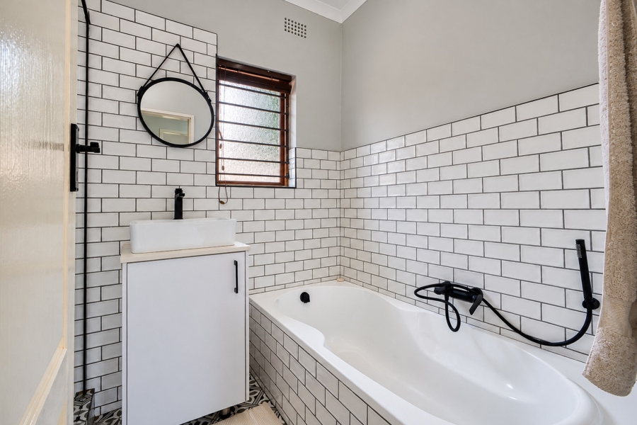 5 Bedroom Property for Sale in Fourways Gauteng