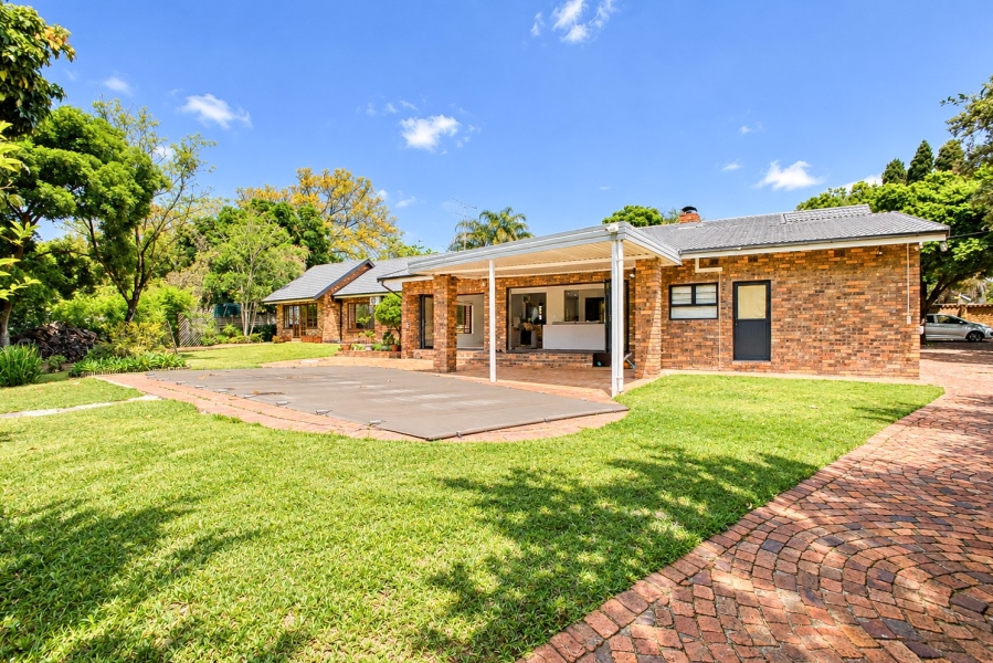 5 Bedroom Property for Sale in Fourways Gauteng