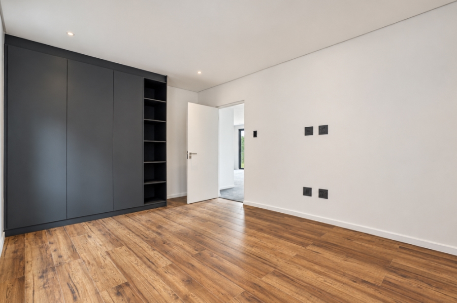 2 Bedroom Property for Sale in Fourways Gauteng