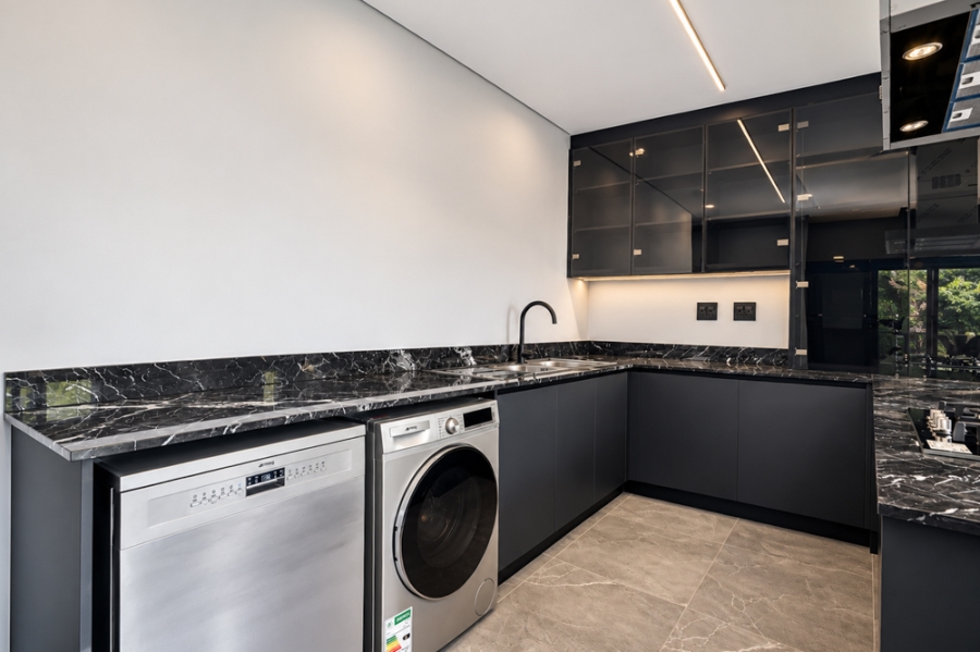 2 Bedroom Property for Sale in Fourways Gauteng