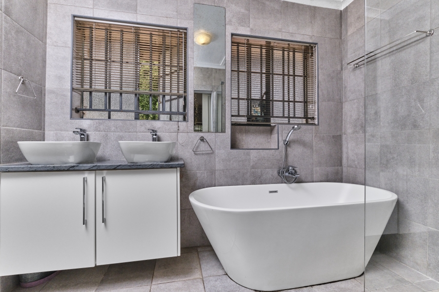 4 Bedroom Property for Sale in Bryanston Gauteng