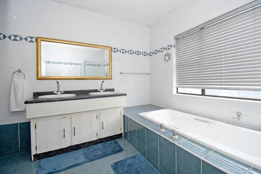 3 Bedroom Property for Sale in River Club Gauteng