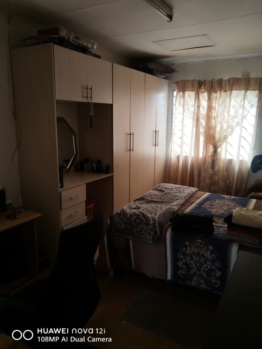 To Let 1 Bedroom Property for Rent in Erasmia Gauteng