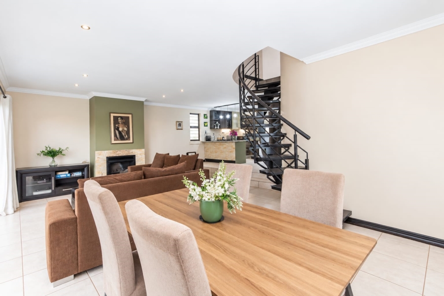 3 Bedroom Property for Sale in Allens Nek Gauteng