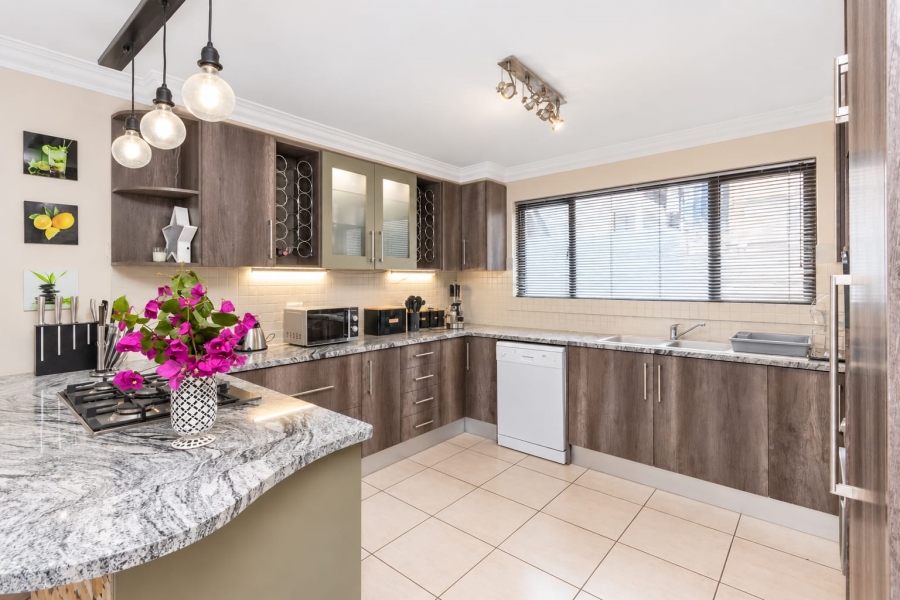 3 Bedroom Property for Sale in Allens Nek Gauteng