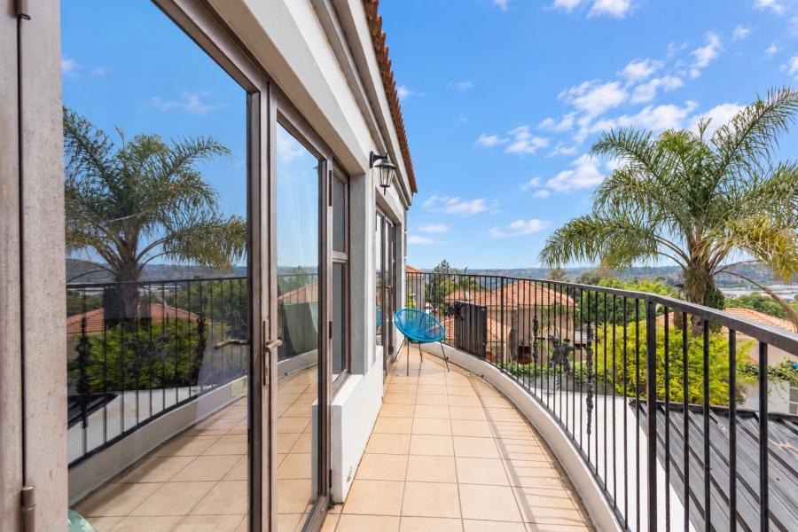 3 Bedroom Property for Sale in Allens Nek Gauteng