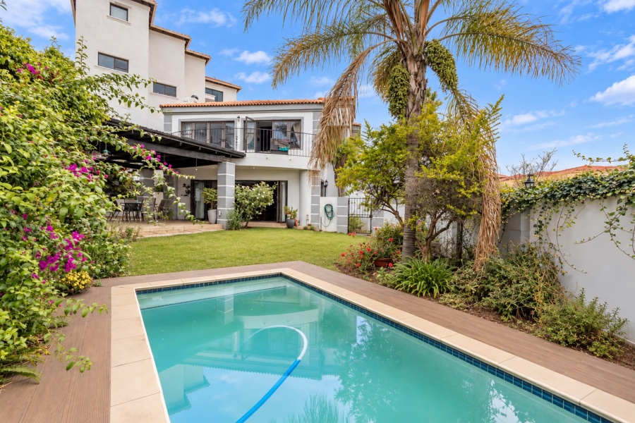 3 Bedroom Property for Sale in Allens Nek Gauteng