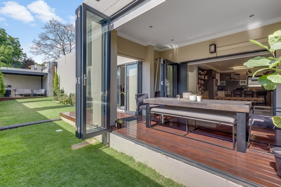 3 Bedroom Property for Sale in Bryanston Gauteng