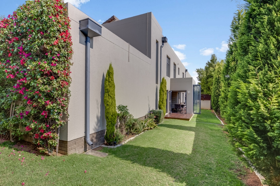 3 Bedroom Property for Sale in Bryanston Gauteng