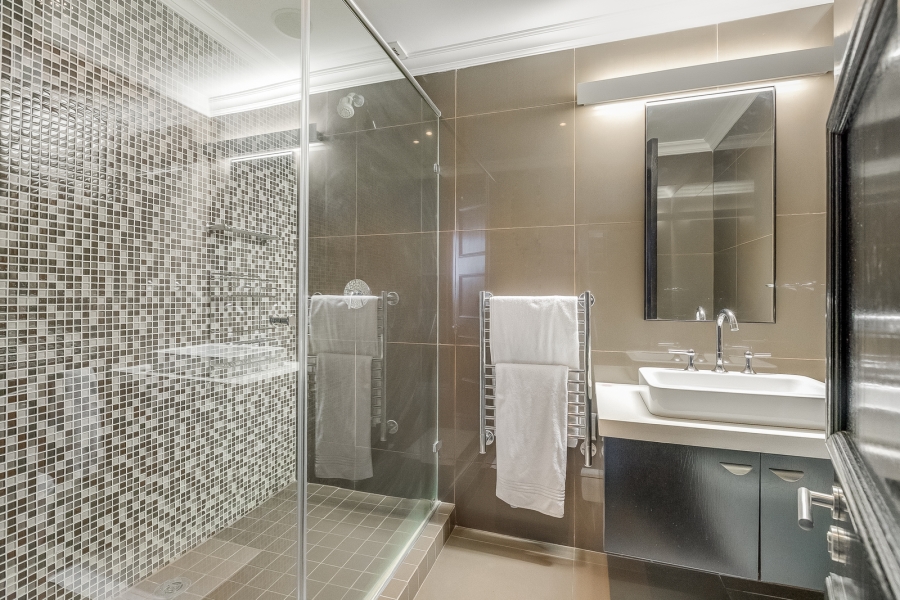 To Let 2 Bedroom Property for Rent in Sandown Gauteng