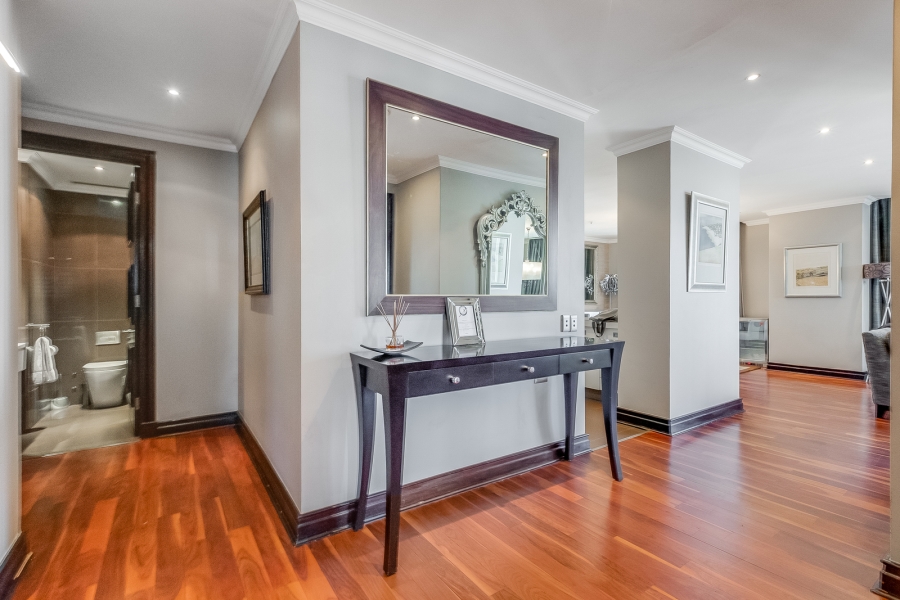 To Let 2 Bedroom Property for Rent in Sandown Gauteng