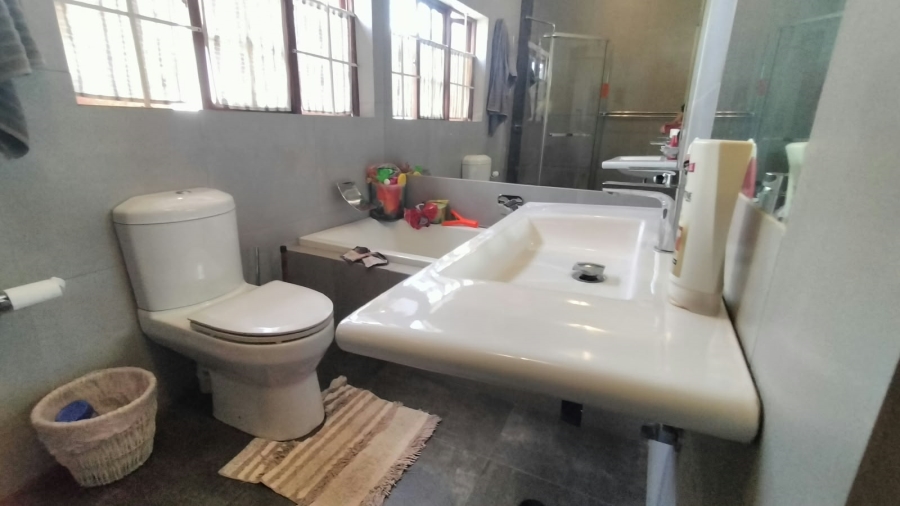3 Bedroom Property for Sale in Krugersdorp North Gauteng