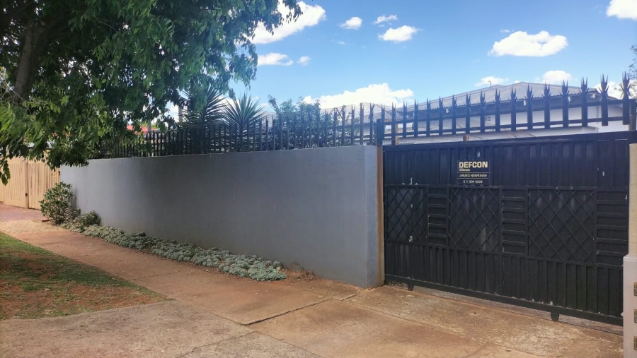 3 Bedroom Property for Sale in Krugersdorp North Gauteng