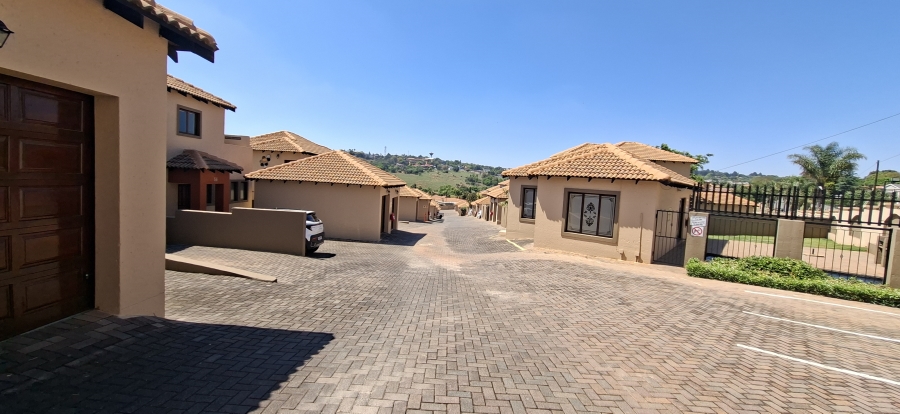 2 Bedroom Property for Sale in Noordheuwel Gauteng