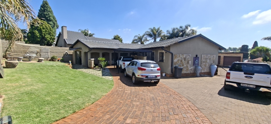 4 Bedroom Property for Sale in Silverfields Gauteng