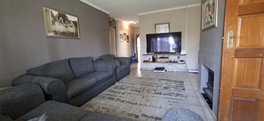 4 Bedroom Property for Sale in Silverfields Gauteng