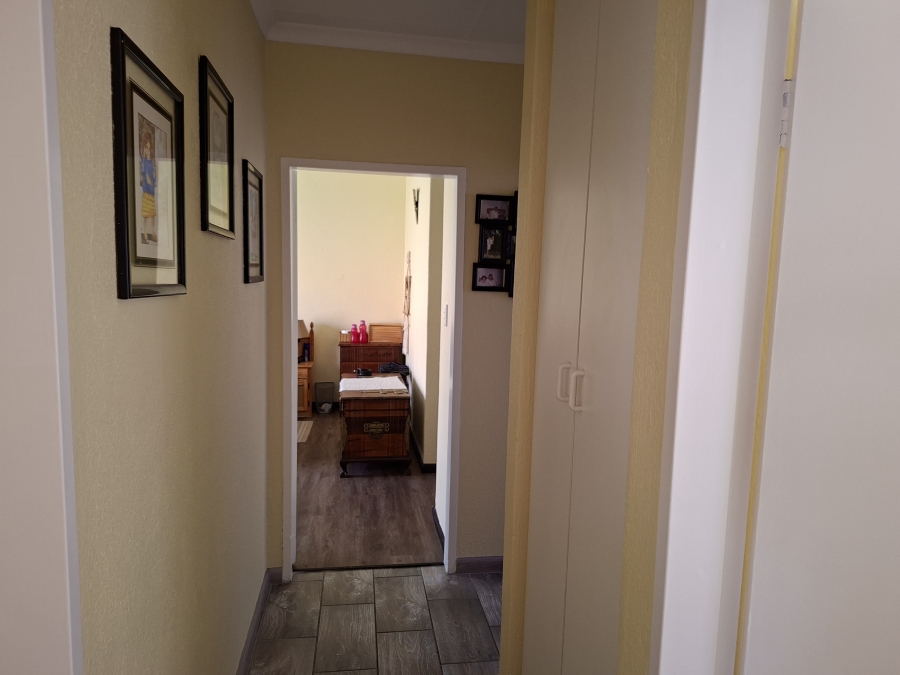 3 Bedroom Property for Sale in Honeydew Gauteng