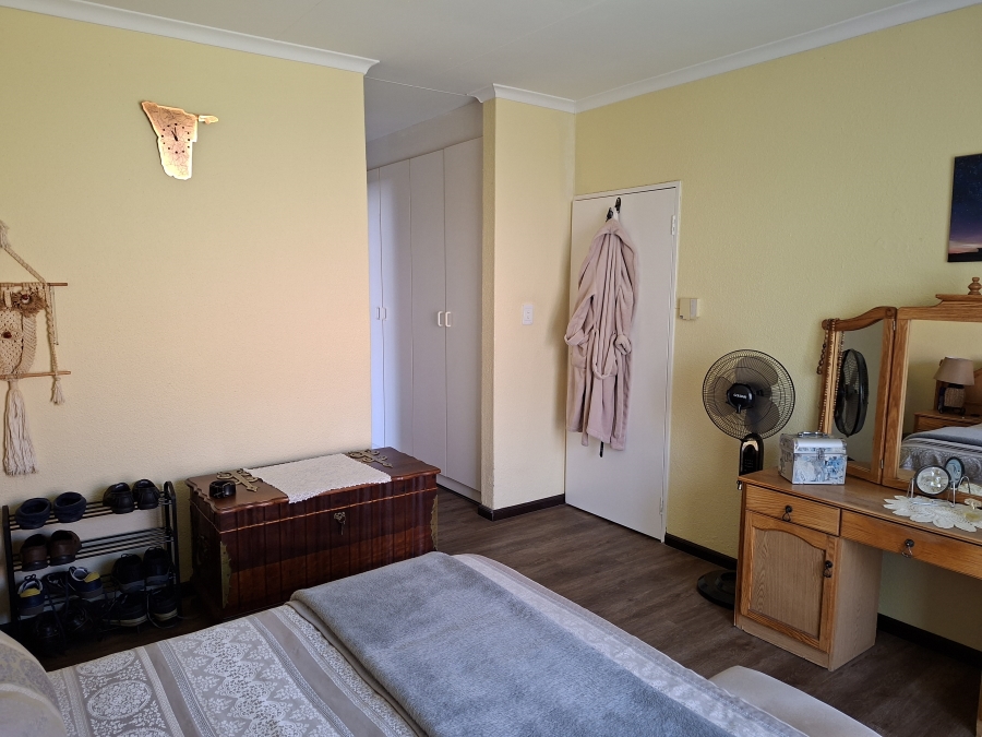 3 Bedroom Property for Sale in Honeydew Gauteng