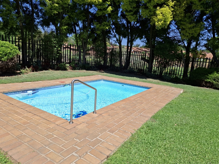 3 Bedroom Property for Sale in Honeydew Gauteng