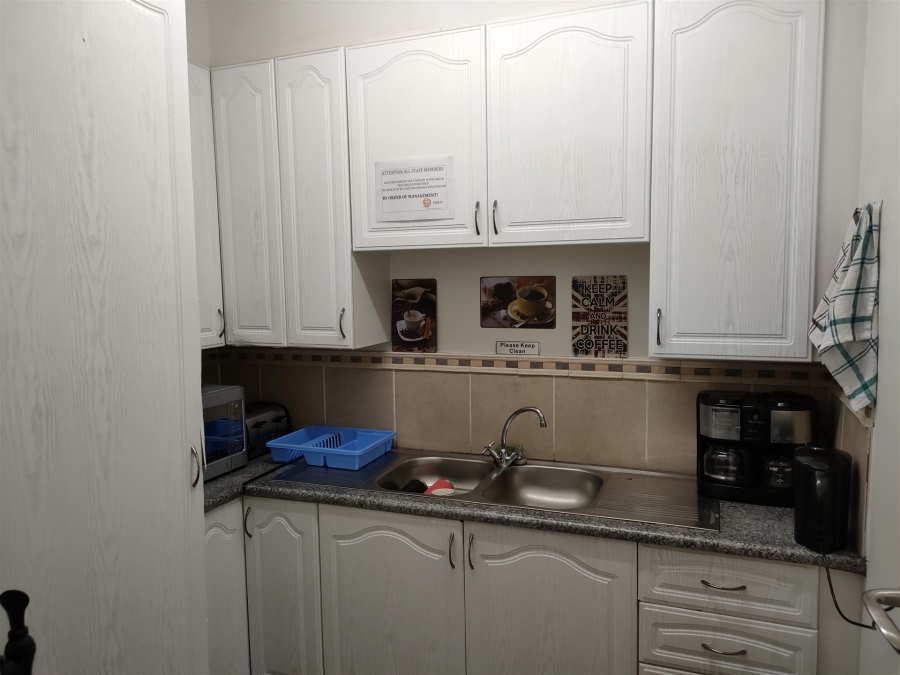To Let Commercial Property for Rent in Kya Sands Gauteng
