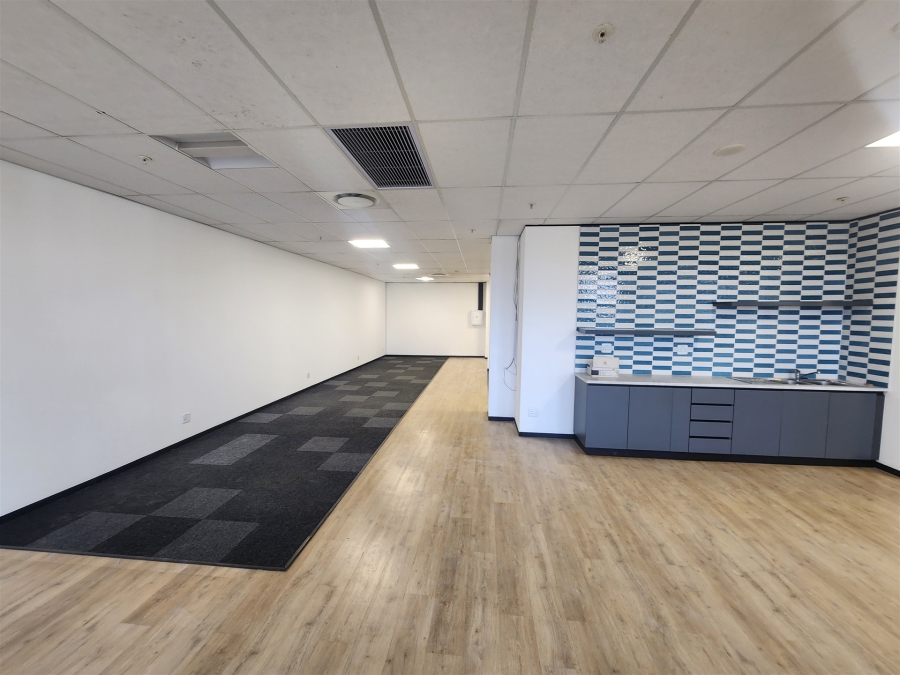 To Let Commercial Property for Rent in Glenadrienne Gauteng
