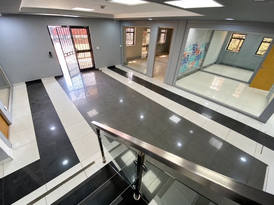 Commercial Property for Sale in Randjespark Gauteng