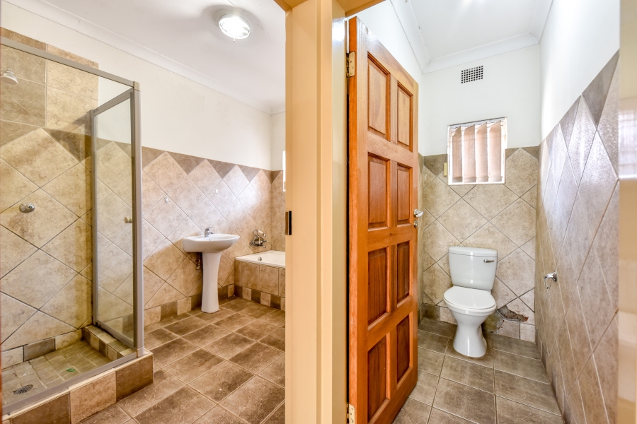 Commercial Property for Sale in Lyttelton Manor Gauteng