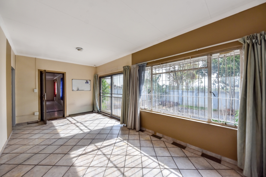 Commercial Property for Sale in Lyttelton Manor Gauteng