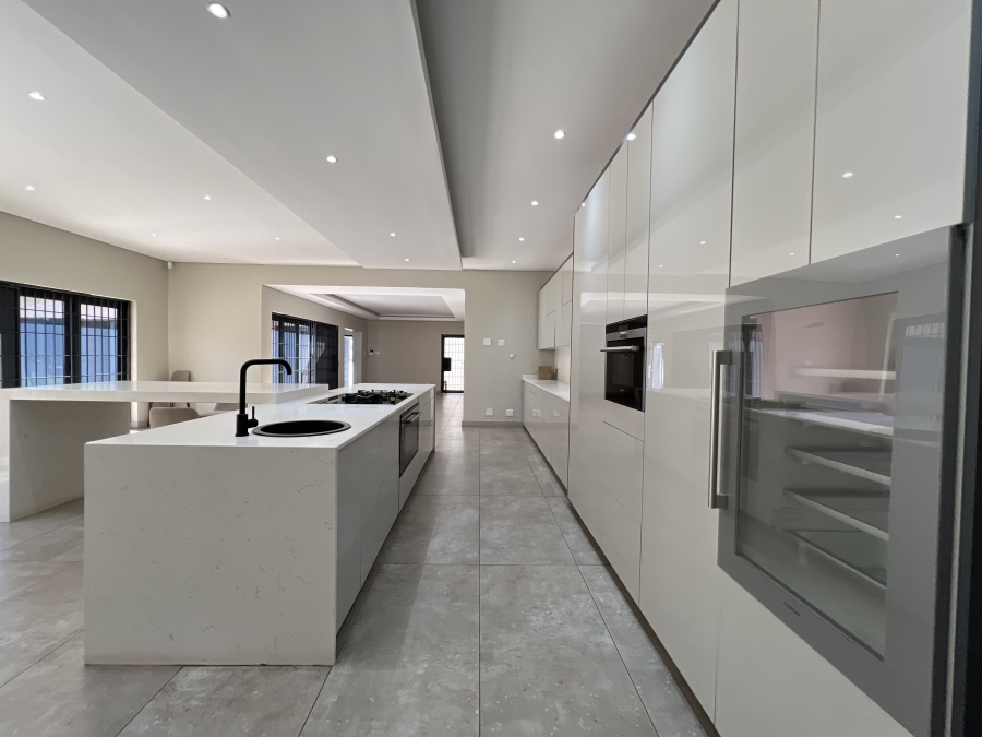 To Let 4 Bedroom Property for Rent in Waterkloof Glen Gauteng