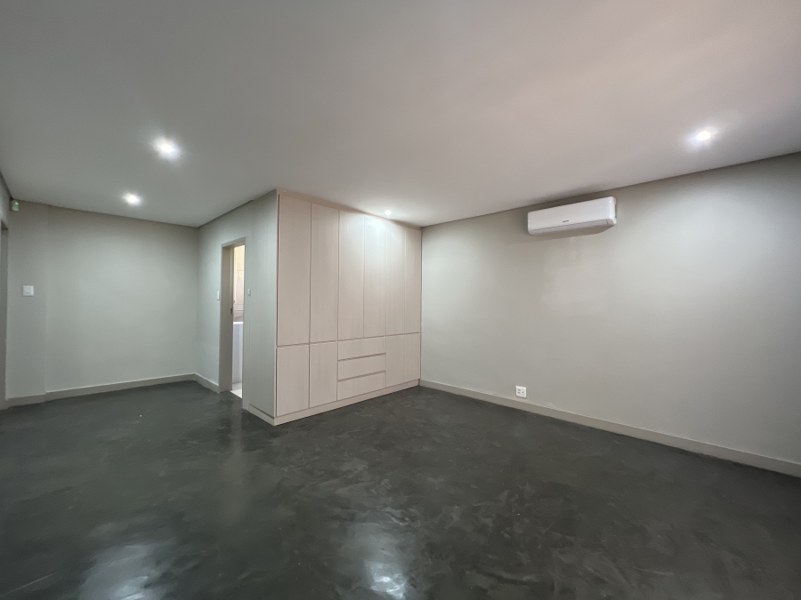 To Let 4 Bedroom Property for Rent in Waterkloof Glen Gauteng
