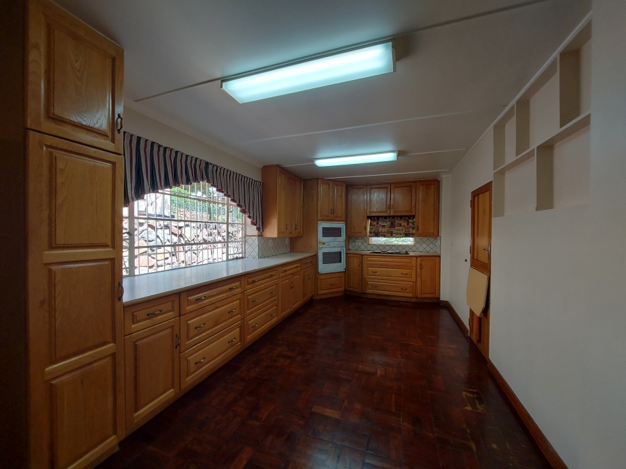 8 Bedroom Property for Sale in Muckleneuk Gauteng