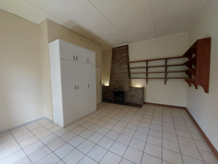 8 Bedroom Property for Sale in Muckleneuk Gauteng
