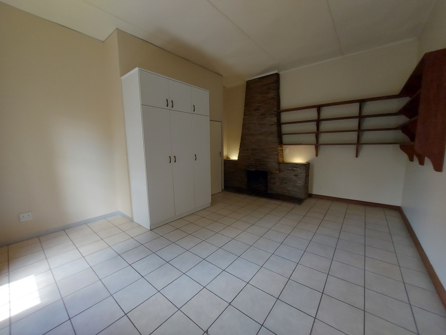 8 Bedroom Property for Sale in Muckleneuk Gauteng