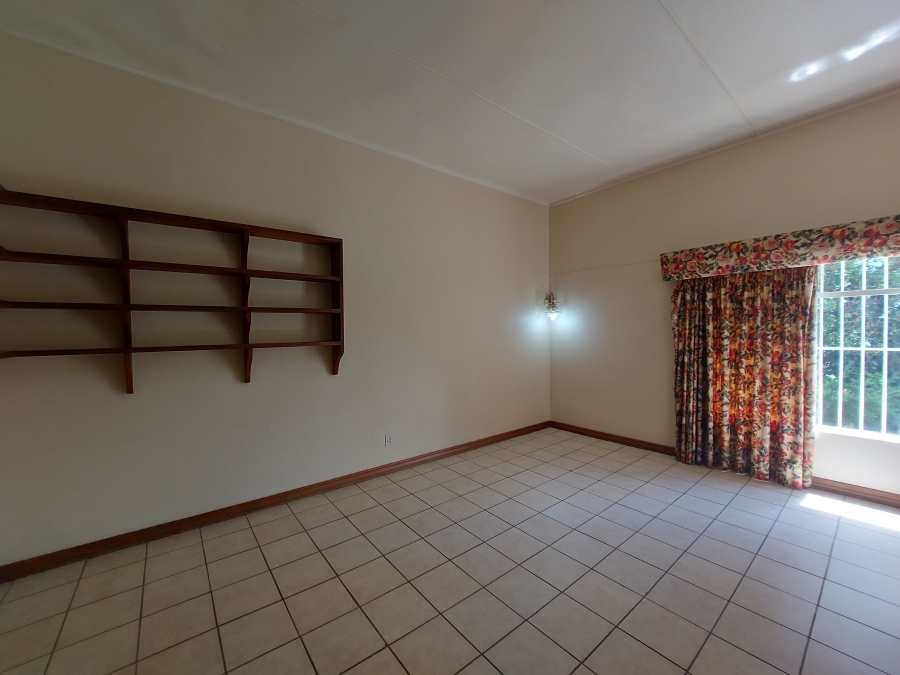 8 Bedroom Property for Sale in Muckleneuk Gauteng